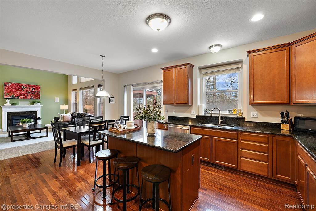 27699 BELGRAVE, Novi, MI — Photo 4