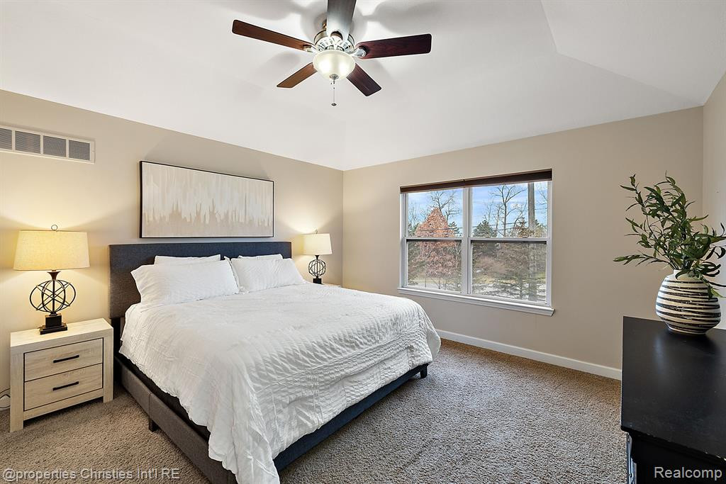 27699 BELGRAVE, Novi, MI — Photo 30