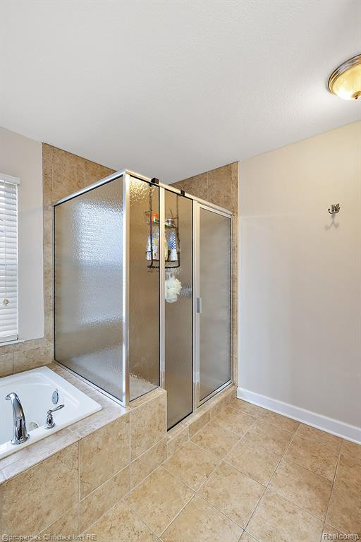 27699 BELGRAVE, Novi, MI — Photo 33