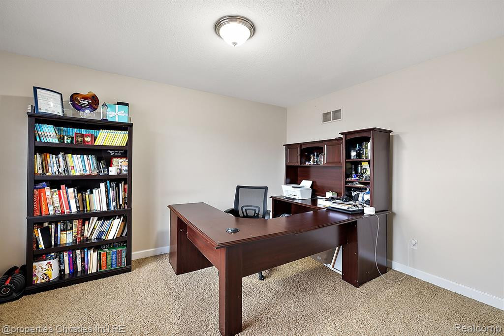 27699 BELGRAVE, Novi, MI — Photo 43