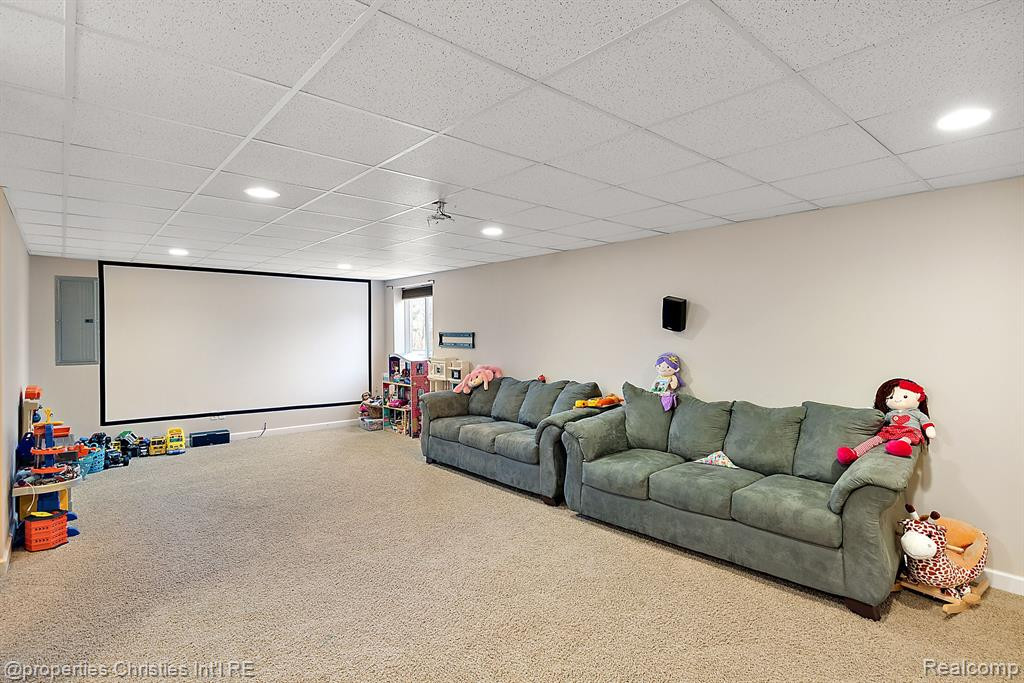 27699 BELGRAVE, Novi, MI — Photo 47