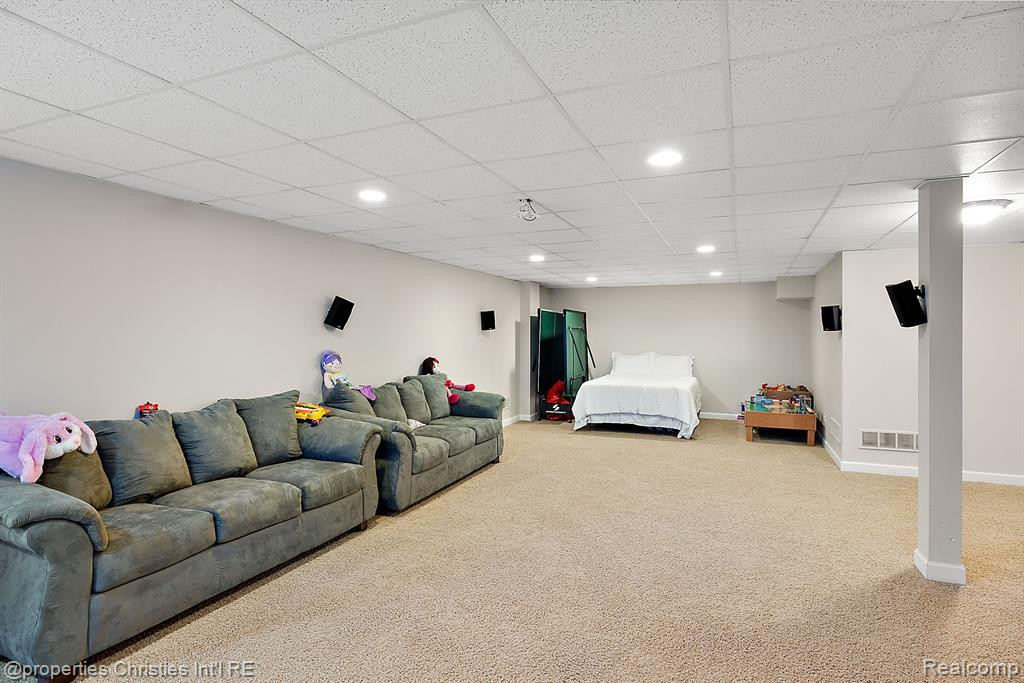 27699 BELGRAVE, Novi, MI — Photo 51