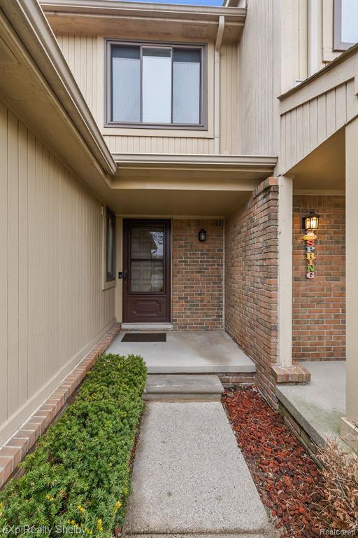 627 BYRON, Rochester Hills, MI 48307 — Photo 3