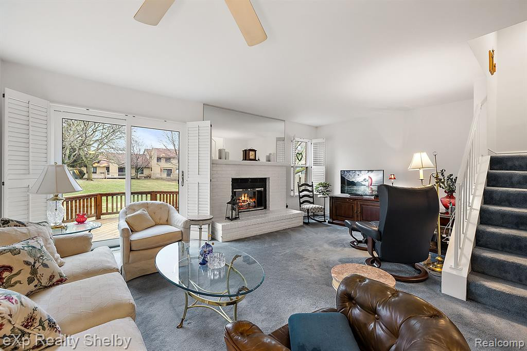 627 BYRON, Rochester Hills, MI 48307 — Photo 13