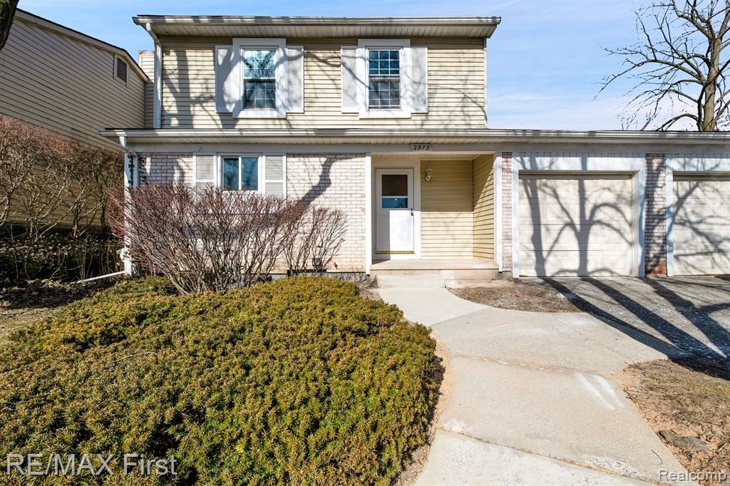 2973 ROUNDTREE Drive, Troy, MI 48083 — Photo 9