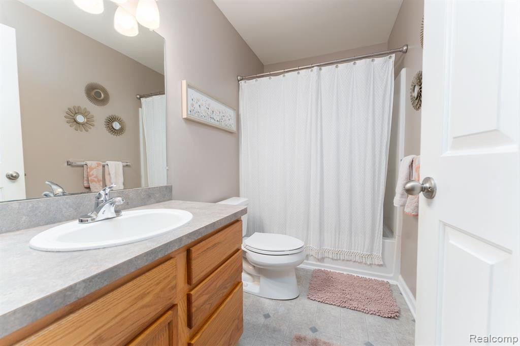 4281 HAMPTON RIDGE Boulevard, 149, Howell, MI 48843 — Photo 16