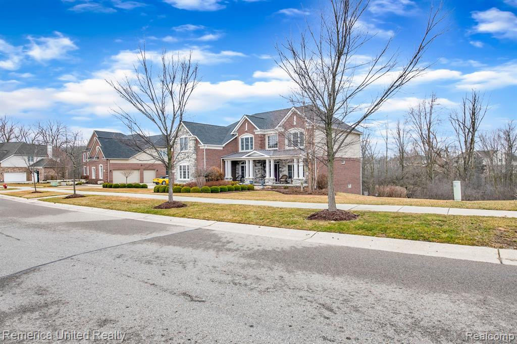 50646 TAMARACK Trail, Northville, MI 48168 — Photo 18