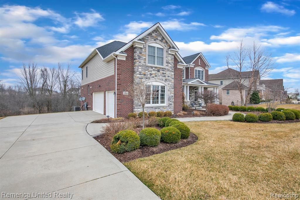 50646 TAMARACK Trail, Northville, MI 48168 — Photo 23