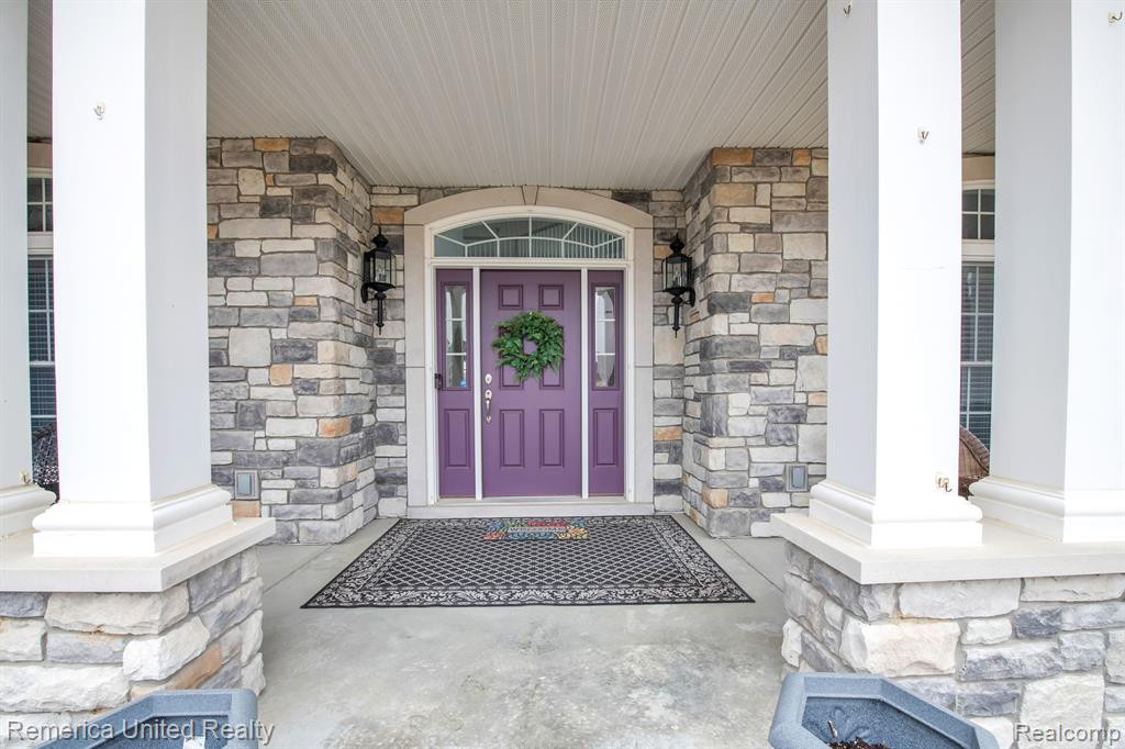50646 TAMARACK Trail, Northville, MI 48168 — Photo 32