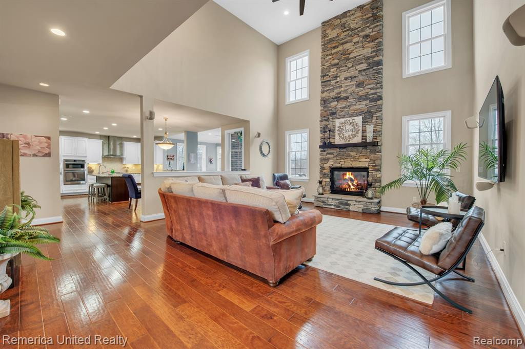 50646 TAMARACK Trail, Northville, MI 48168 — Photo 43