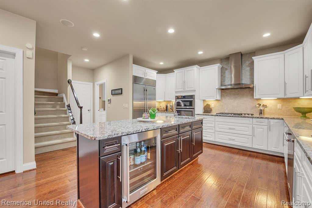 50646 TAMARACK Trail, Northville, MI 48168 — Photo 52