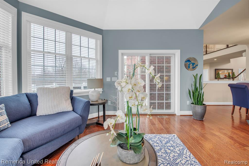 50646 TAMARACK Trail, Northville, MI 48168 — Photo 59