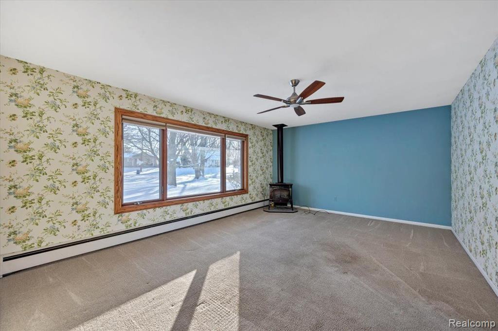 791 N PINEGROVE Avenue, Waterford, MI 48327 — Photo 4
