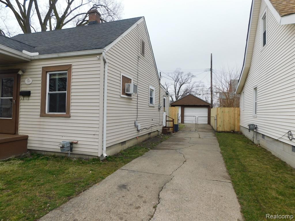 7583 HUDSON Avenue, Warren, MI 48091 — Photo 3