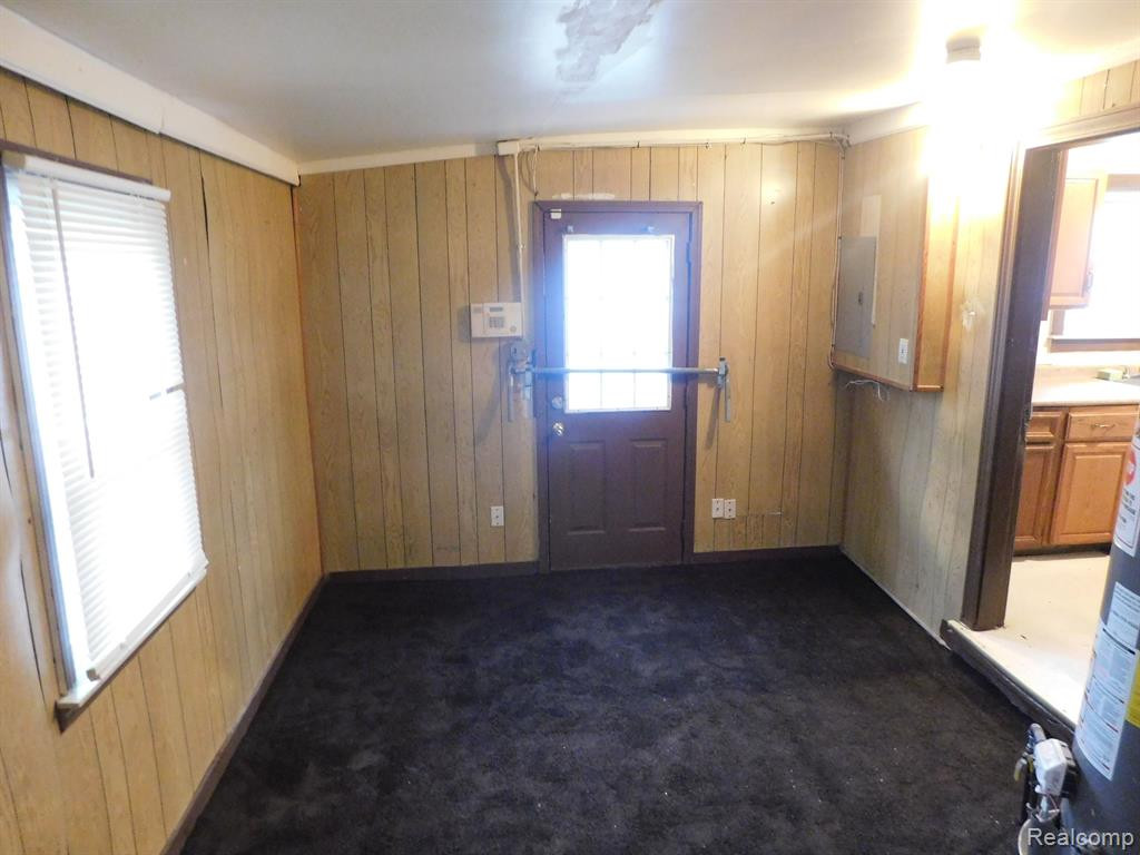 7583 HUDSON Avenue, Warren, MI 48091 — Photo 6