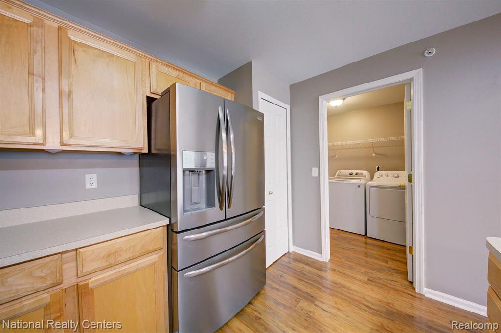 34101 EMMA Circle, Walled Lake, MI 48390 — Photo 10