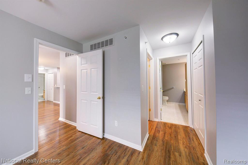 34101 EMMA Circle, Walled Lake, MI 48390 — Photo 15