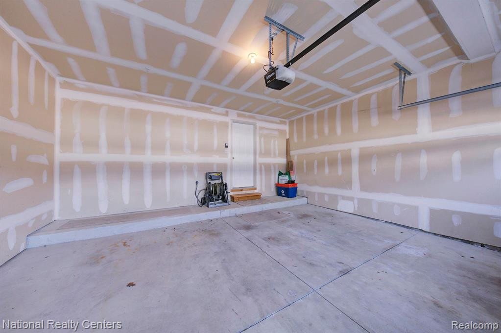 34101 EMMA Circle, Walled Lake, MI 48390 — Photo 25