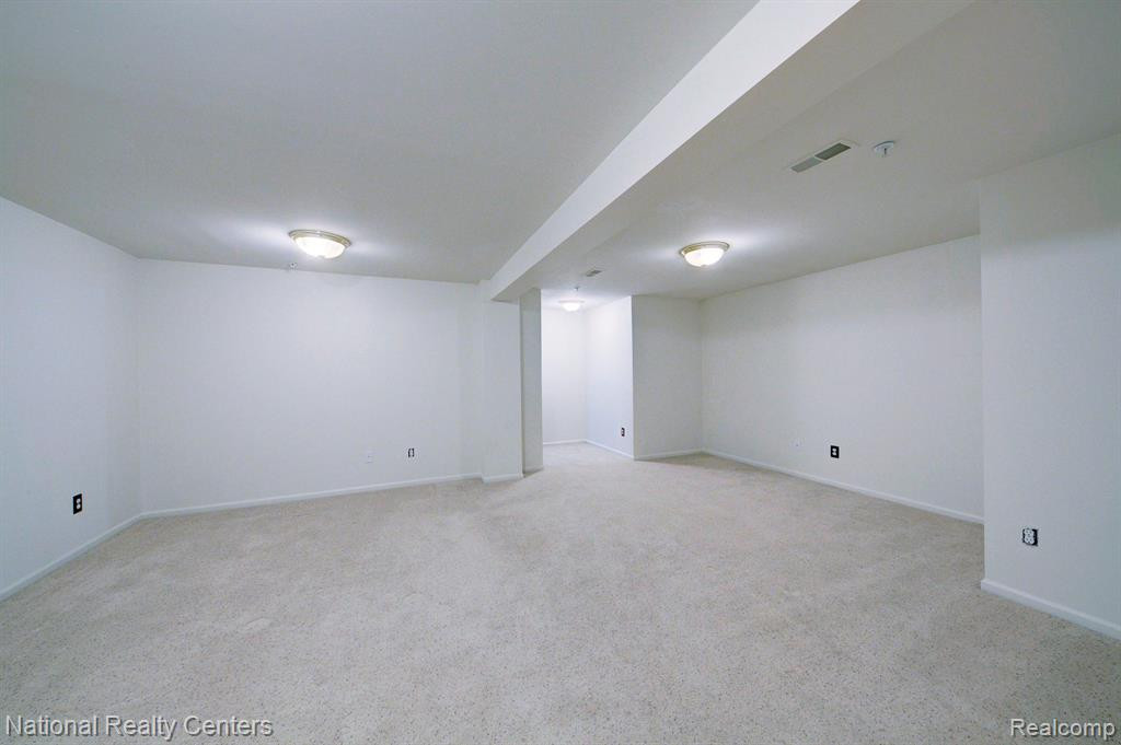 34101 EMMA Circle, Walled Lake, MI 48390 — Photo 40