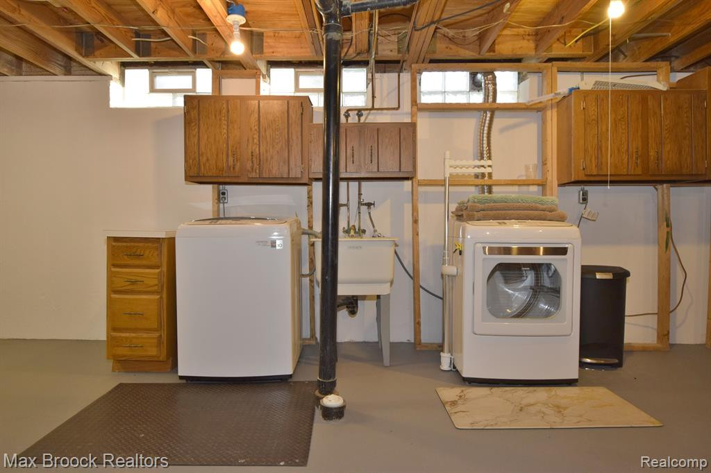 1831 TORQUAY Avenue, Royal Oak, MI 48073 — Photo 22