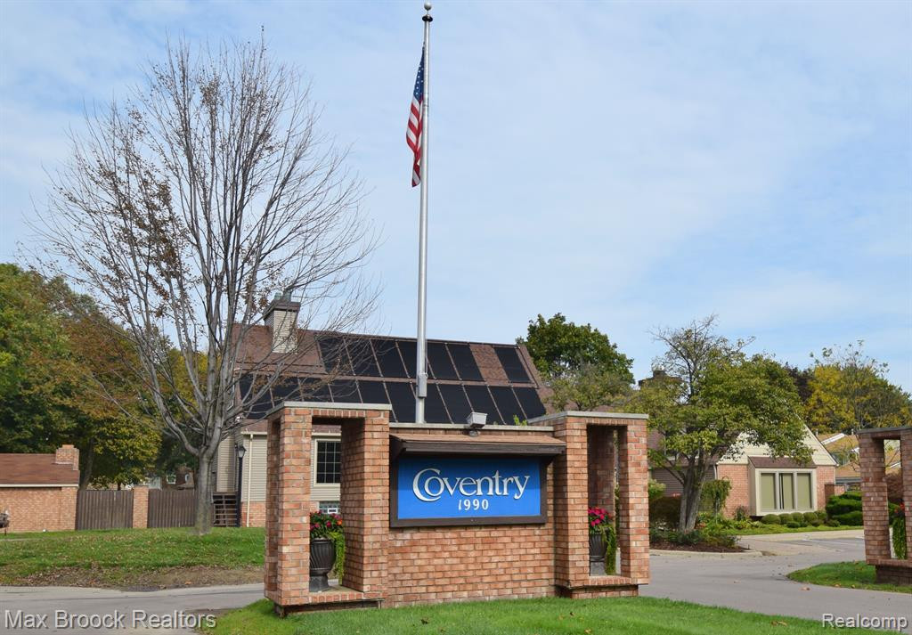 1831 TORQUAY Avenue, Royal Oak, MI 48073 — Photo 27