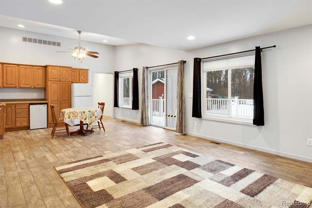 796 COLLIER Road, Auburn Hills, MI 48326 — Photo 12