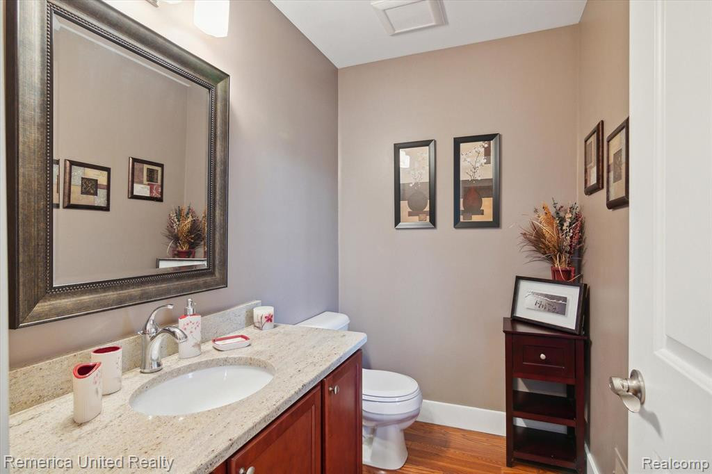 7416 LONGWORTH Drive, Brighton, MI 48116 — Photo 8