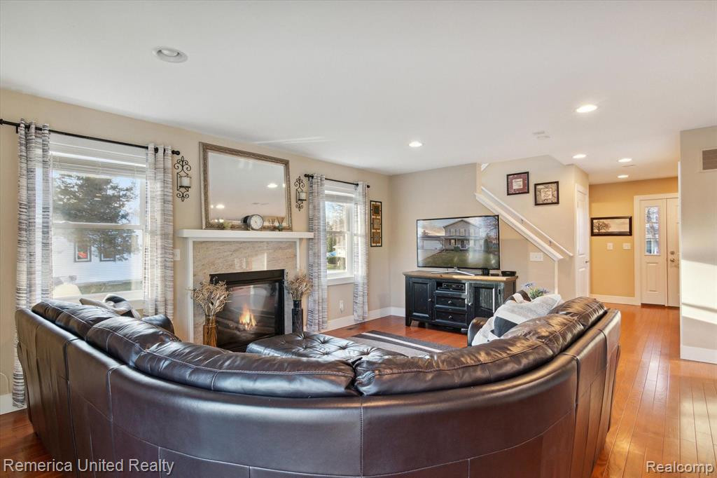 7416 LONGWORTH Drive, Brighton, MI 48116 — Photo 11