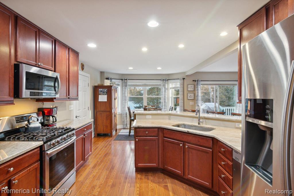 7416 LONGWORTH Drive, Brighton, MI 48116 — Photo 22