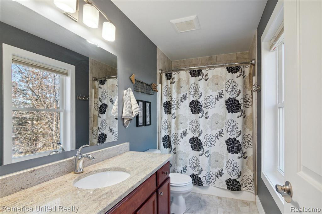 7416 LONGWORTH Drive, Brighton, MI 48116 — Photo 27