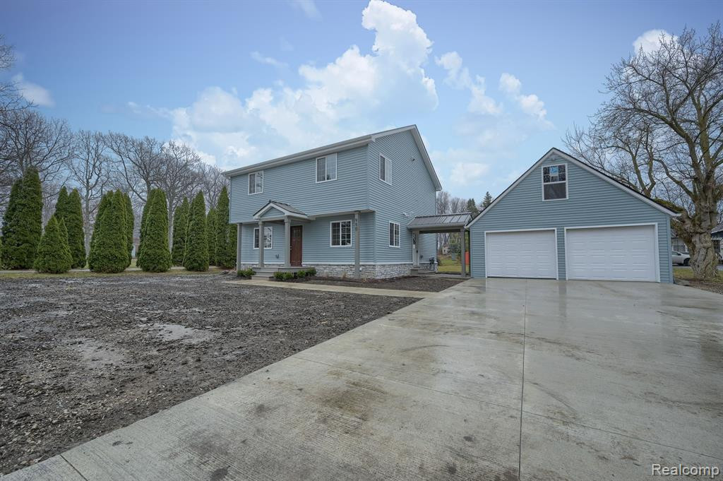 950 LEON Road, Walled Lake, MI 48390 — Photo 2