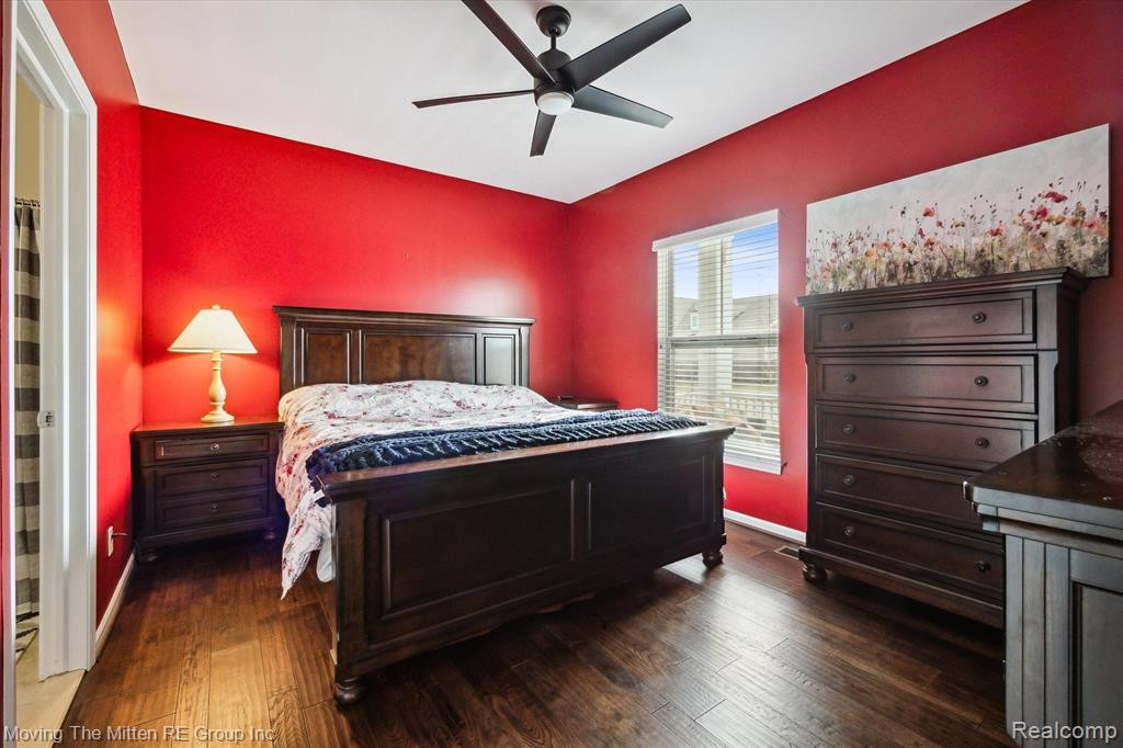 49658 DIVISION Street, Canton, MI 48188 — Photo 18
