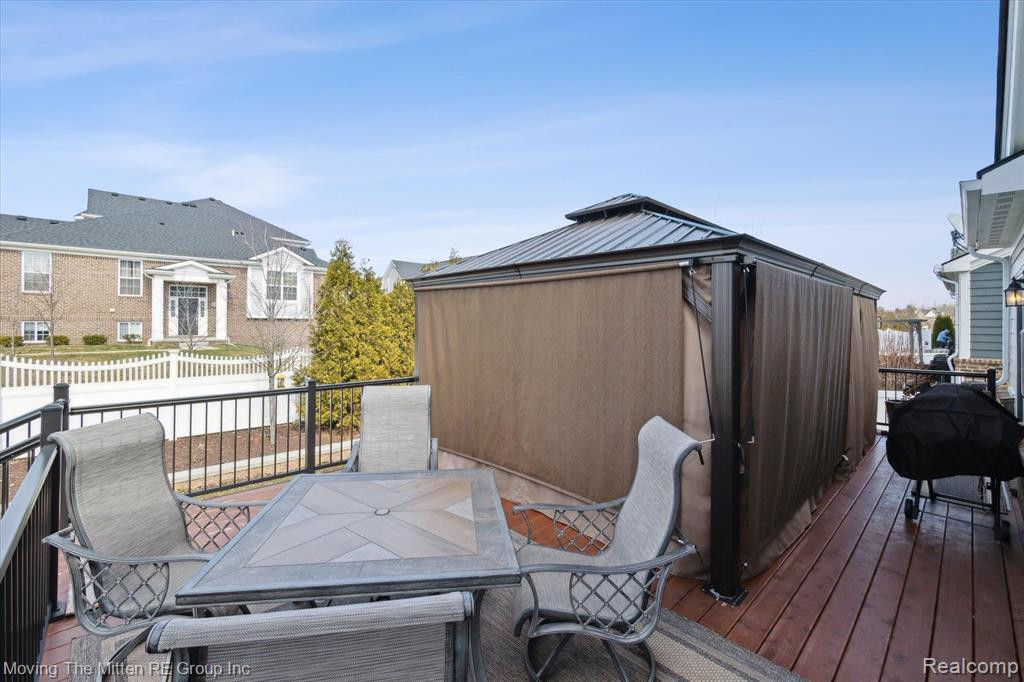 49658 DIVISION Street, Canton, MI 48188 — Photo 43