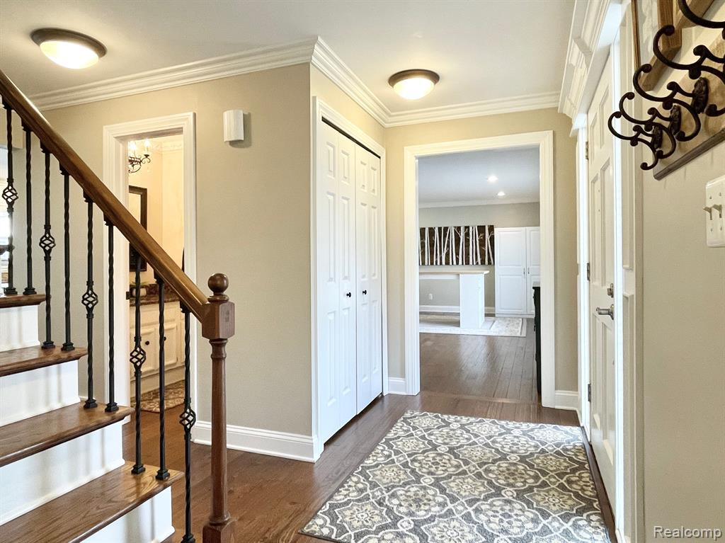 5187 GLENGATE Road, Rochester, MI 48306 — Photo 4