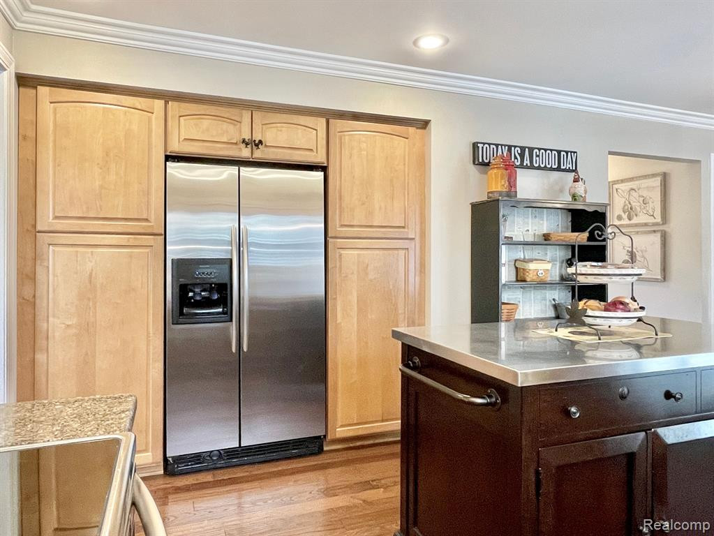 5187 GLENGATE Road, Rochester, MI 48306 — Photo 11