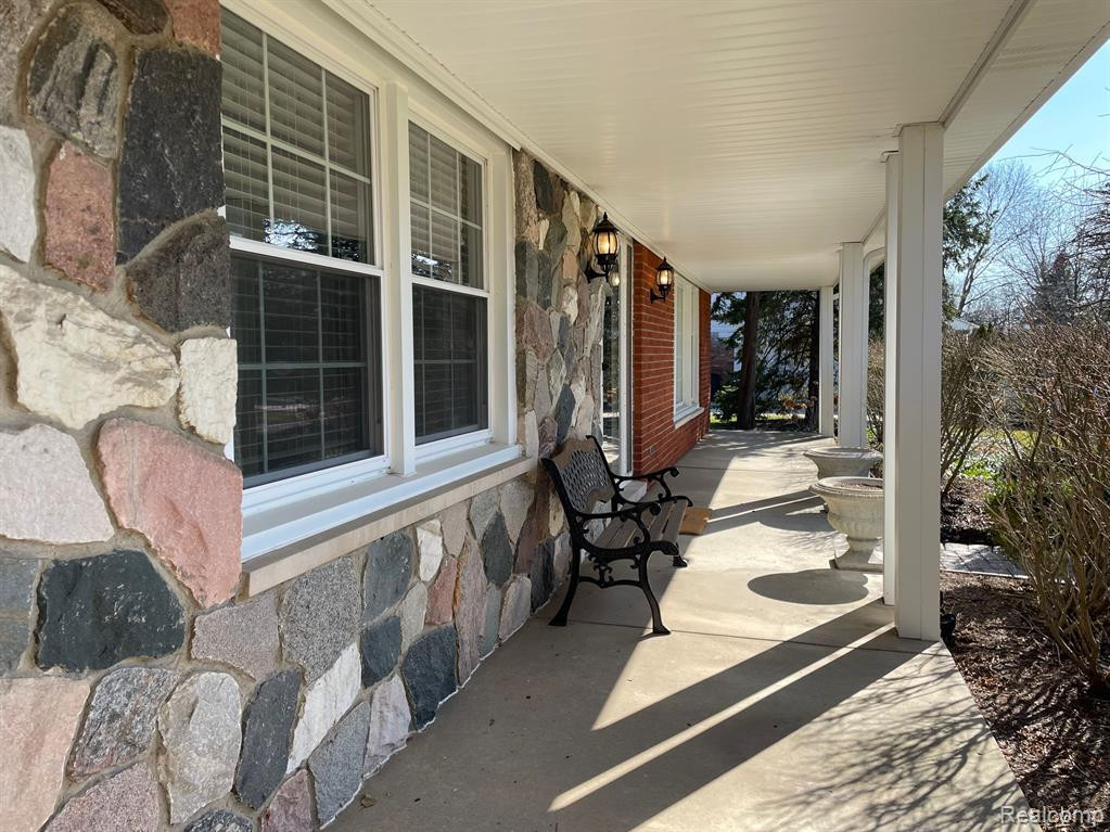 5187 GLENGATE Road, Rochester, MI 48306 — Photo 39