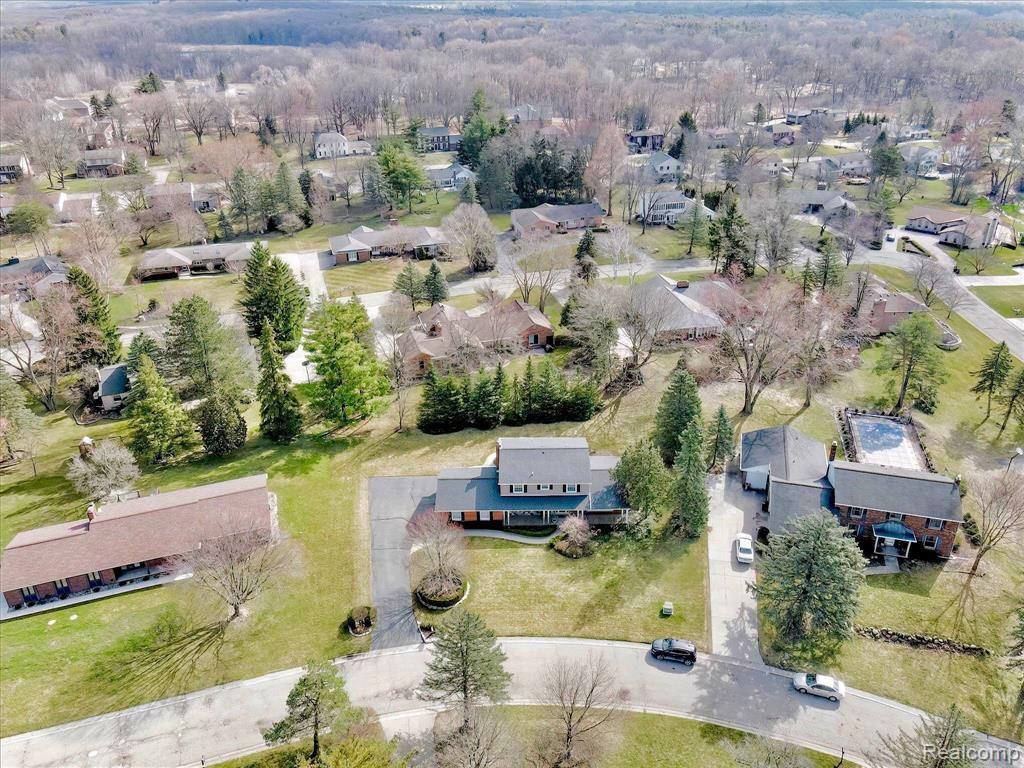 5187 GLENGATE Road, Rochester, MI 48306 — Photo 46
