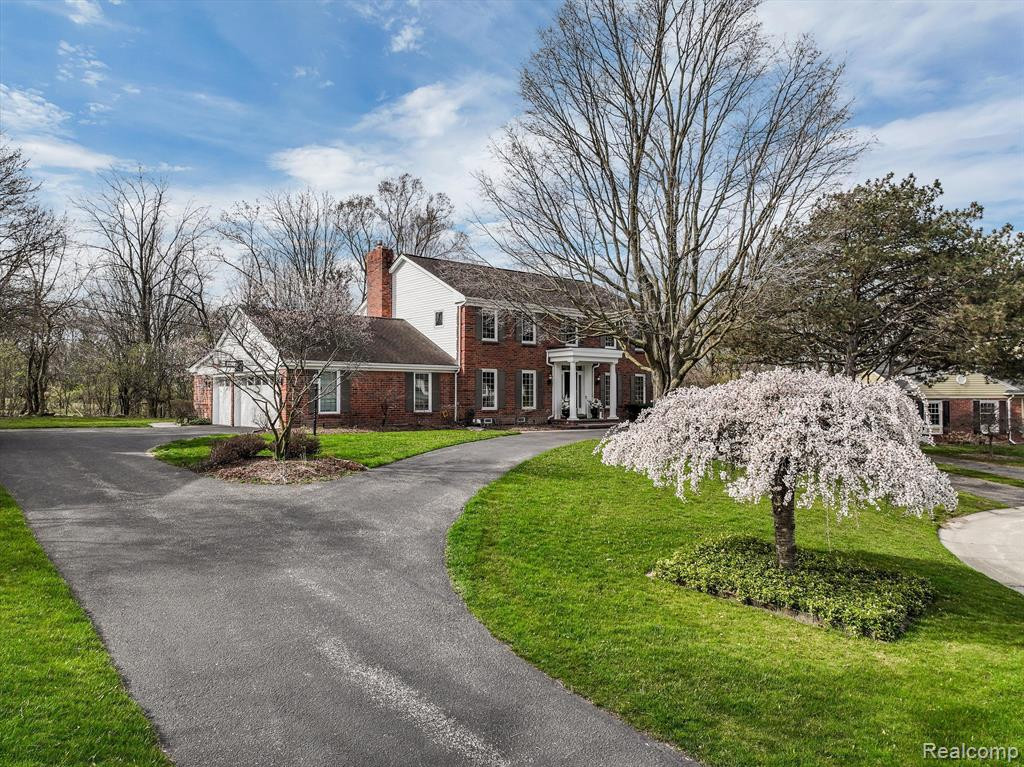 932 Adams Castle Drive, Bloomfield Hills, MI 48304 — Photo 5