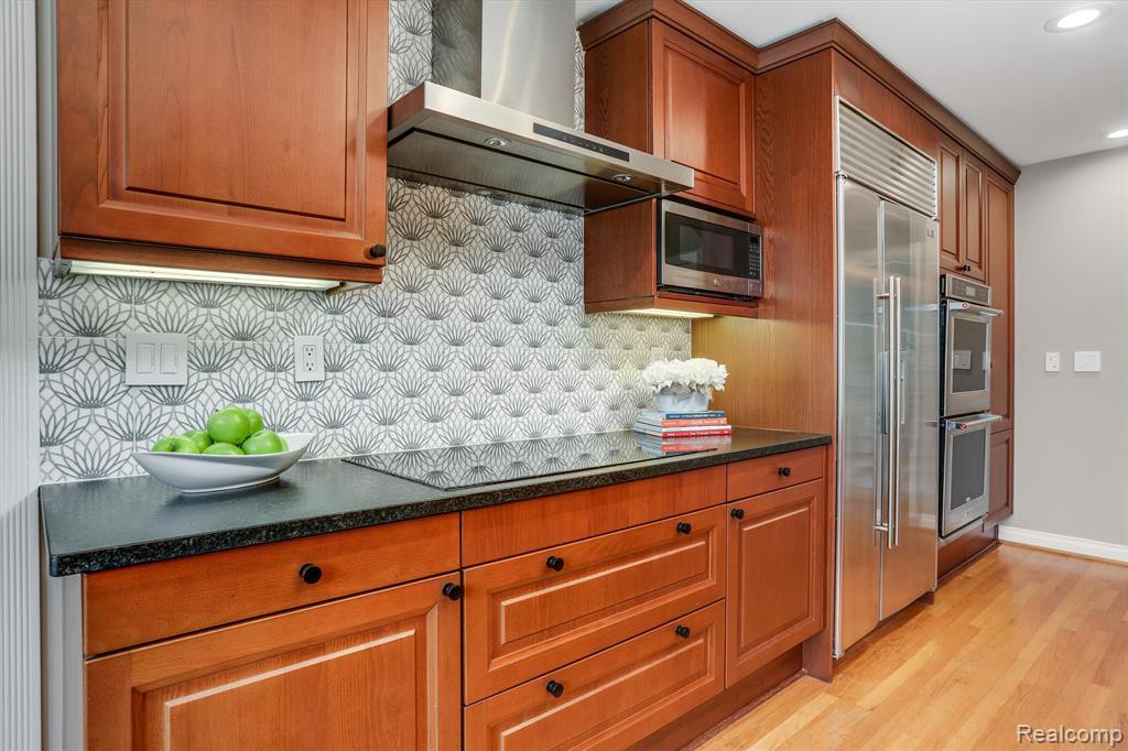 932 Adams Castle Drive, Bloomfield Hills, MI 48304 — Photo 17