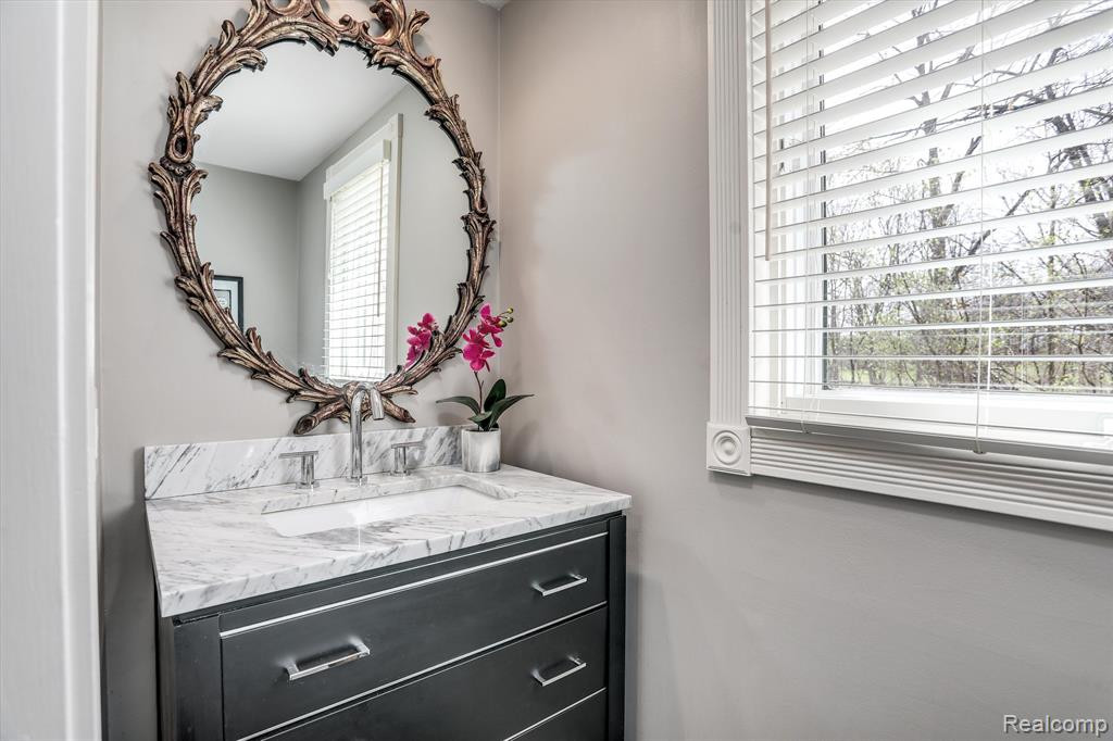 932 Adams Castle Drive, Bloomfield Hills, MI 48304 — Photo 31