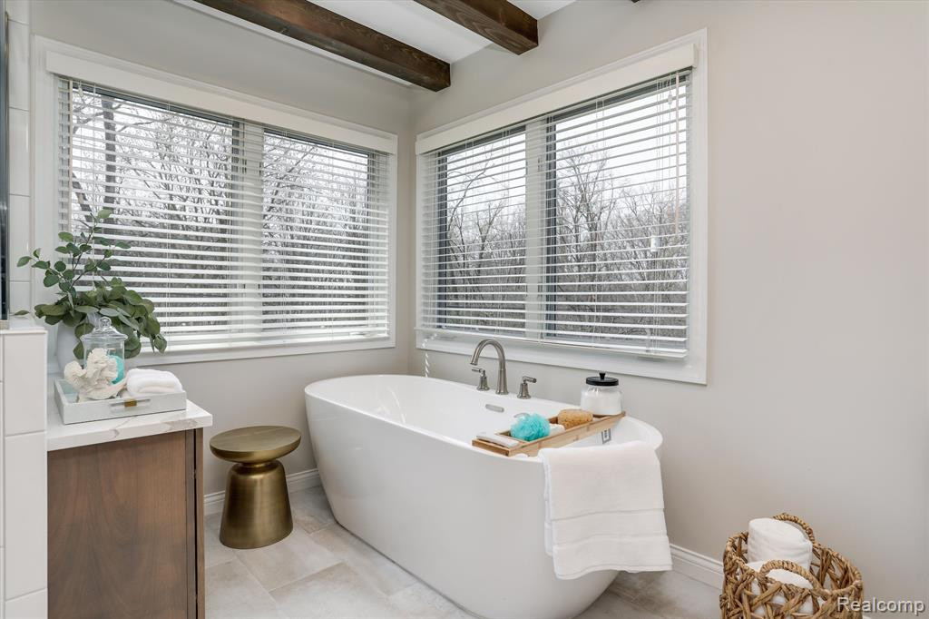 932 Adams Castle Drive, Bloomfield Hills, MI 48304 — Photo 36