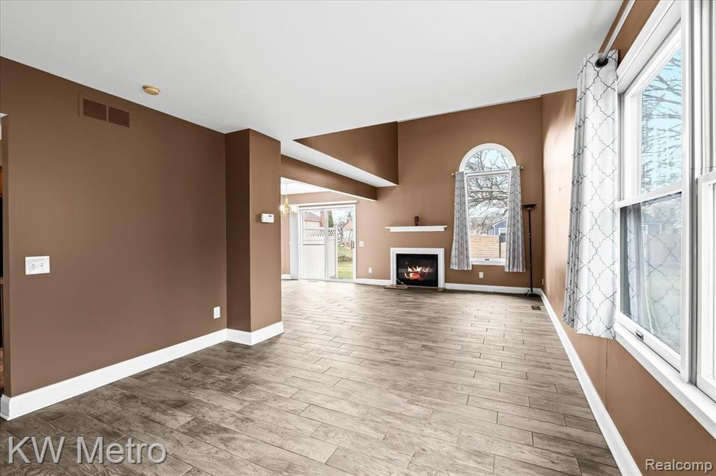 45097 Horseshoe Circle, Canton, MI 48187 — Photo 4