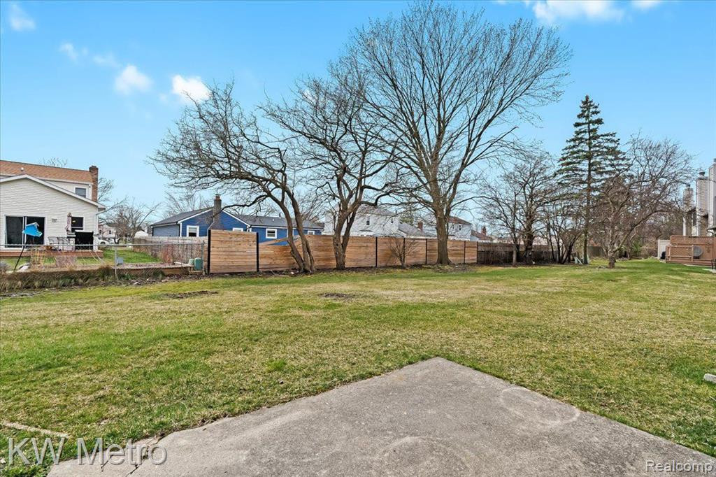 45097 Horseshoe Circle, Canton, MI 48187 — Photo 23