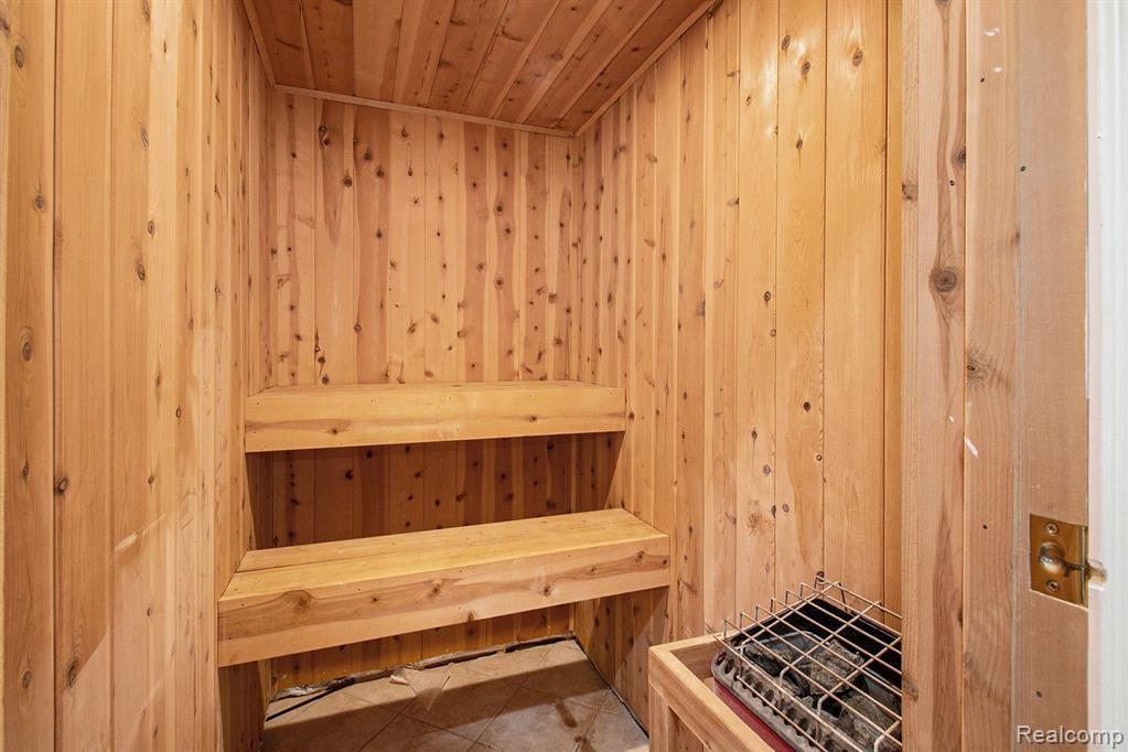 5608 LE BLANC Avenue, Ann Arbor, MI 48103 — Photo 24
