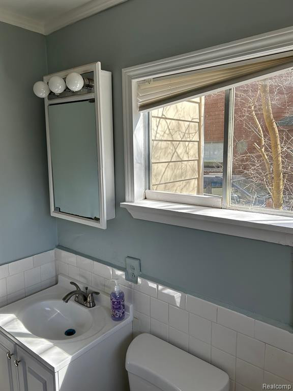 532 KENNARD Street, Lake Orion, MI 48362 — Photo 10