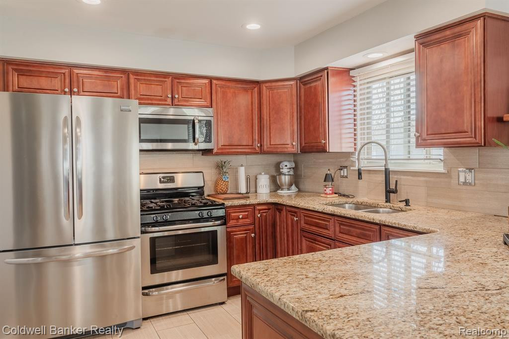 42319 ADDISON Avenue, Canton, MI 48187 — Photo 13
