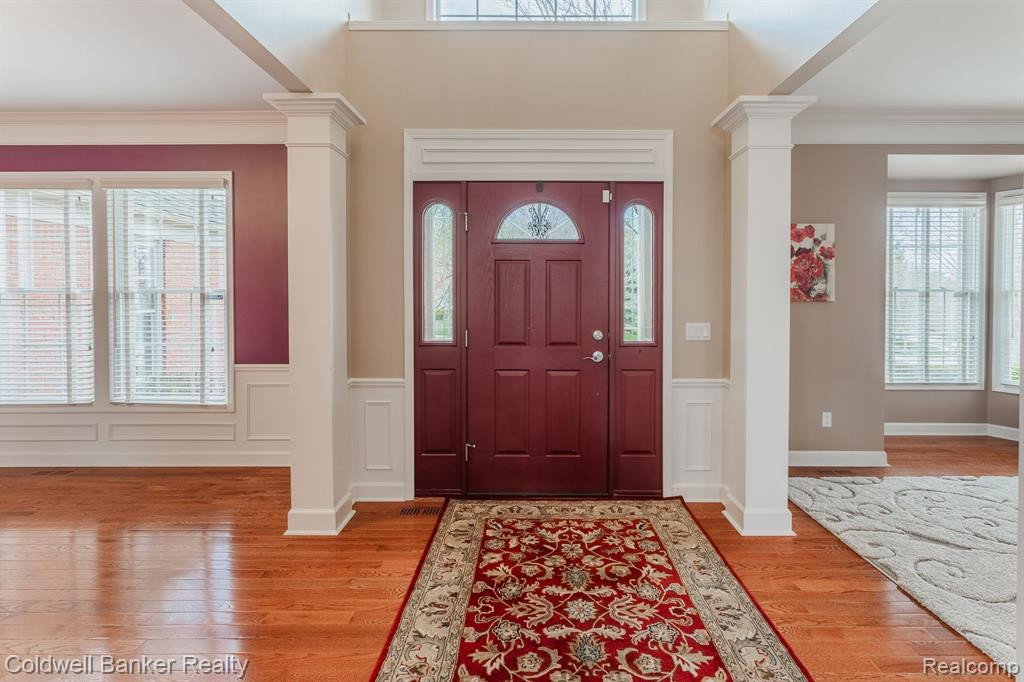 17560 WHITE PINE Court, Northville, MI 48168 — Photo 7