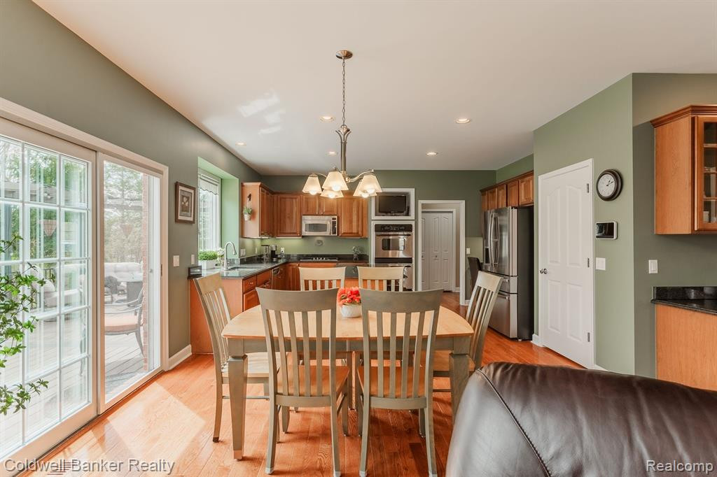 17560 WHITE PINE Court, Northville, MI 48168 — Photo 20
