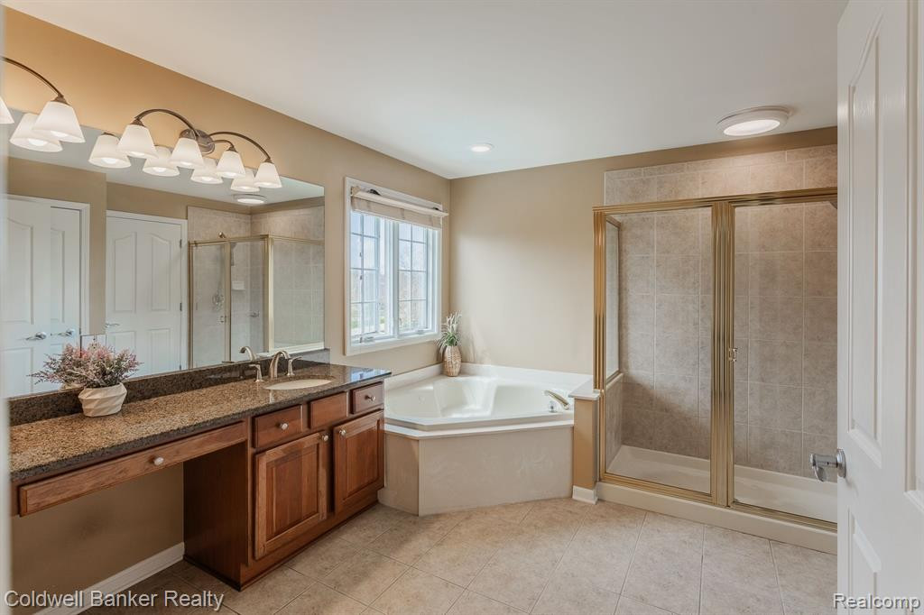 17560 WHITE PINE Court, Northville, MI 48168 — Photo 33