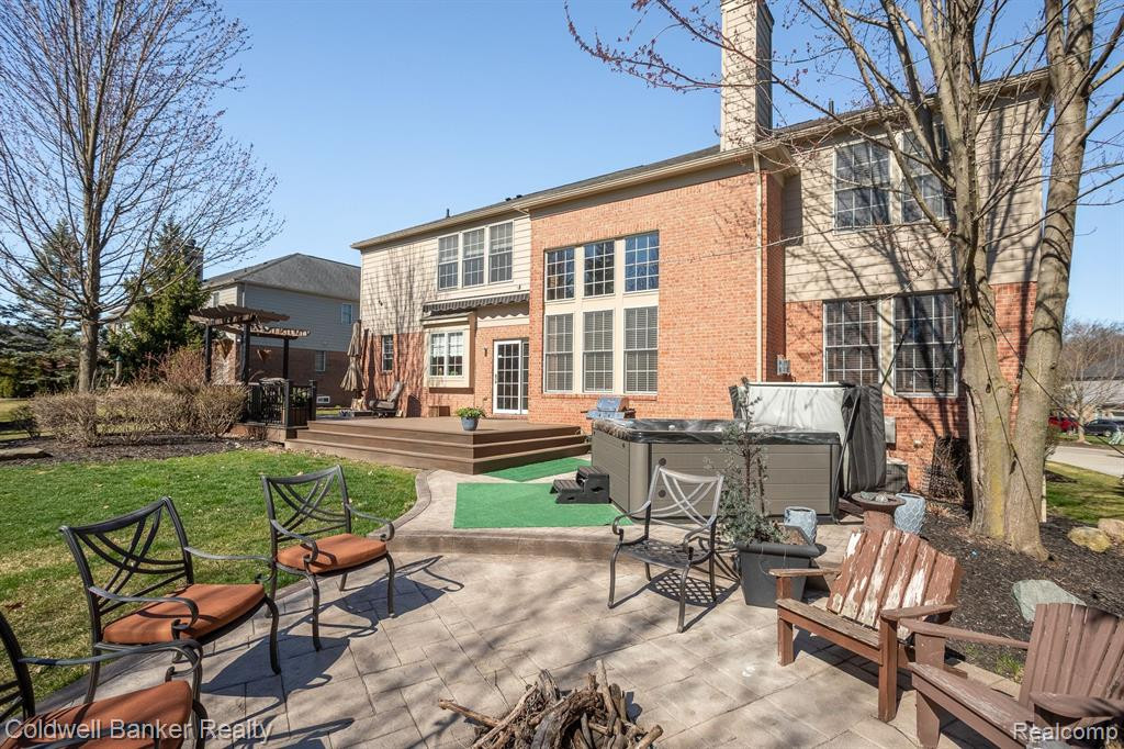 17560 WHITE PINE Court, Northville, MI 48168 — Photo 48